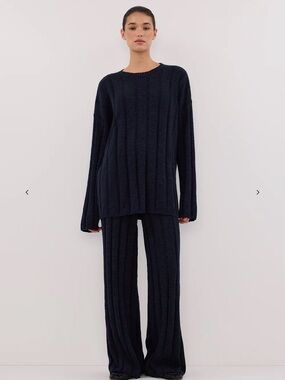 DISSH Navy Ribbed Knit Long Sleeve Top